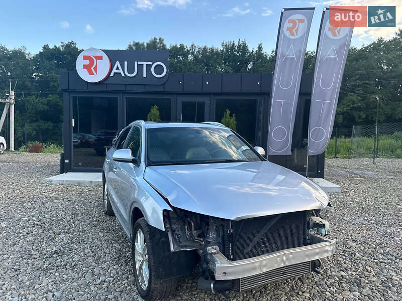 Внедорожник / Кроссовер Audi Q3 2017 в Львове