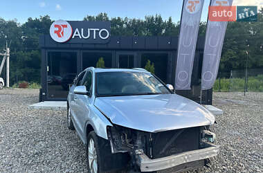 Внедорожник / Кроссовер Audi Q3 2017 в 