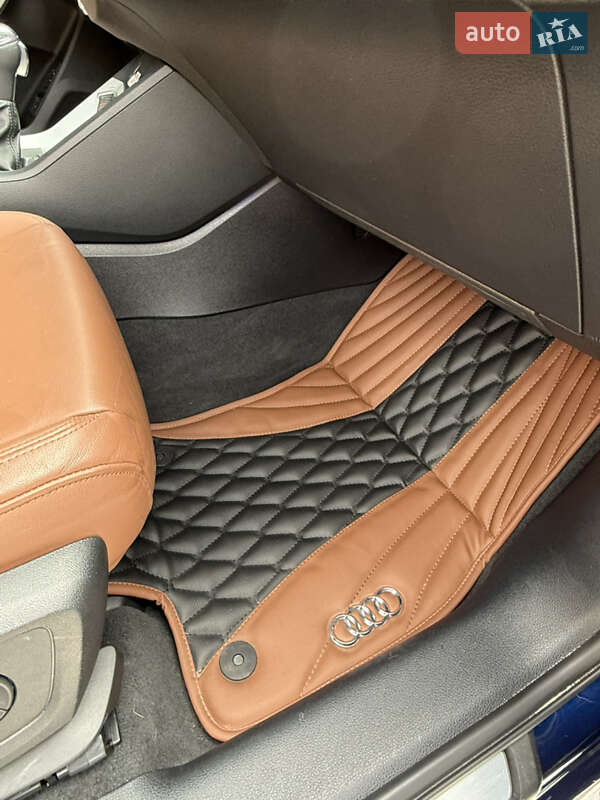 Позашляховик / Кросовер Audi Q3 2021 в Києві