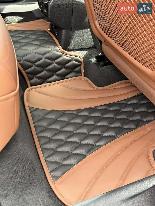 Позашляховик / Кросовер Audi Q3 2021 в Києві