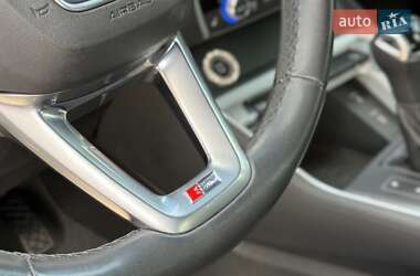Внедорожник / Кроссовер Audi Q3 2021 в 