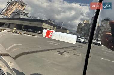Внедорожник / Кроссовер Audi Q3 2021 в 