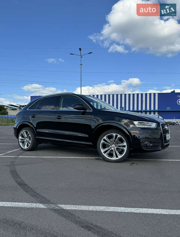 Позашляховик / Кросовер Audi Q3 2014 в Рівному