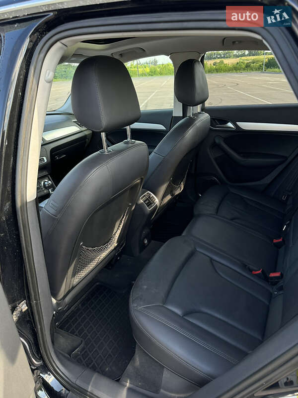 Позашляховик / Кросовер Audi Q3 2014 в Рівному