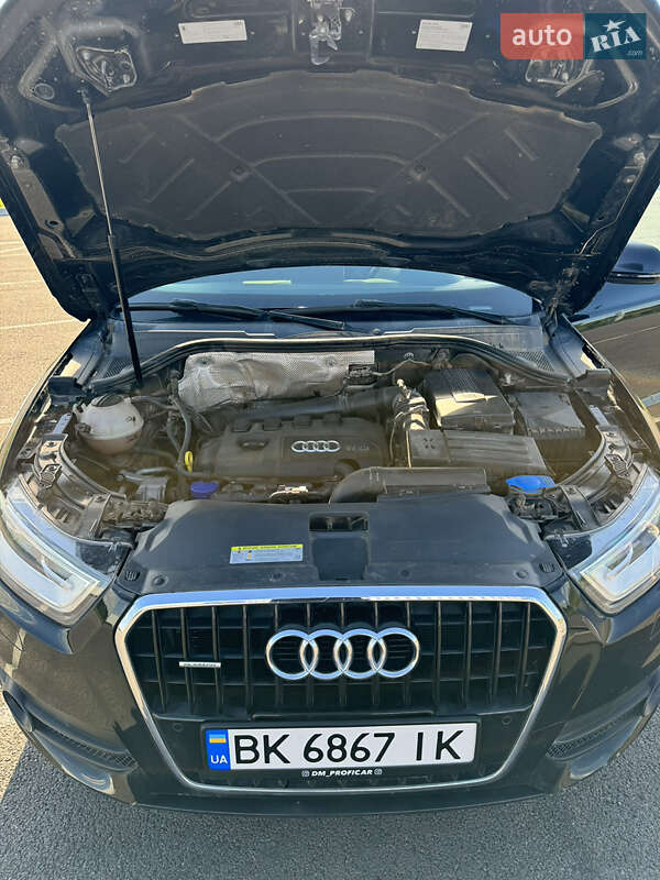 Позашляховик / Кросовер Audi Q3 2014 в Рівному