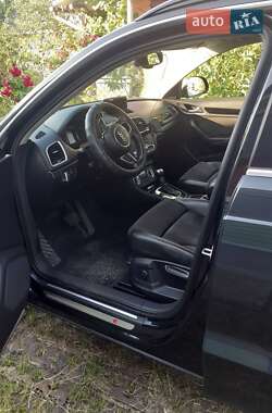 Внедорожник / Кроссовер Audi Q3 2013 в 
