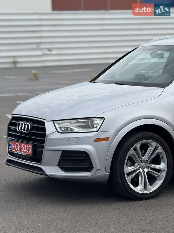 Позашляховик / Кросовер Audi Q3 2016 в Львові