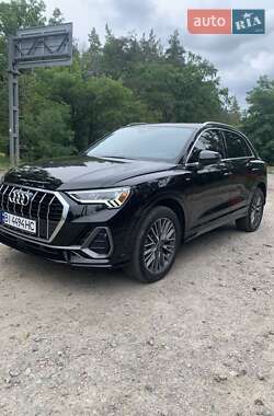 Позашляховик / Кросовер Audi Q3 2022 в Полтаві