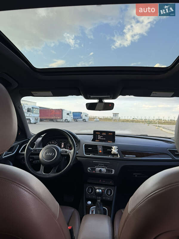 Внедорожник / Кроссовер Audi Q3 2016 в Одессе