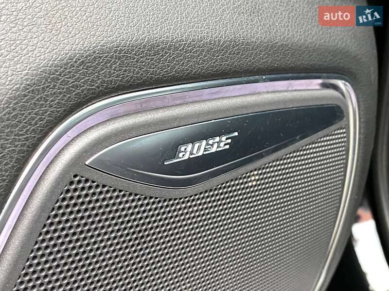 Позашляховик / Кросовер Audi Q3 2015 в Львові