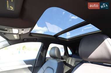 Позашляховик / Кросовер Audi Q3 2016 в 