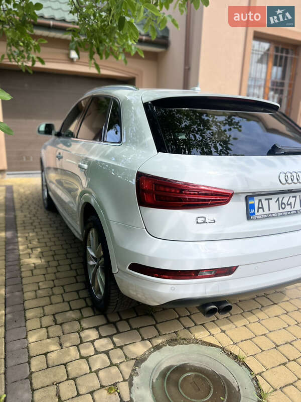 Внедорожник / Кроссовер Audi Q3 2017 в Ивано-Франковске