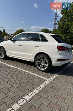 Внедорожник / Кроссовер Audi Q3 2017 в 