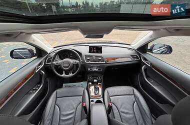 Внедорожник / Кроссовер Audi Q3 2017 в 