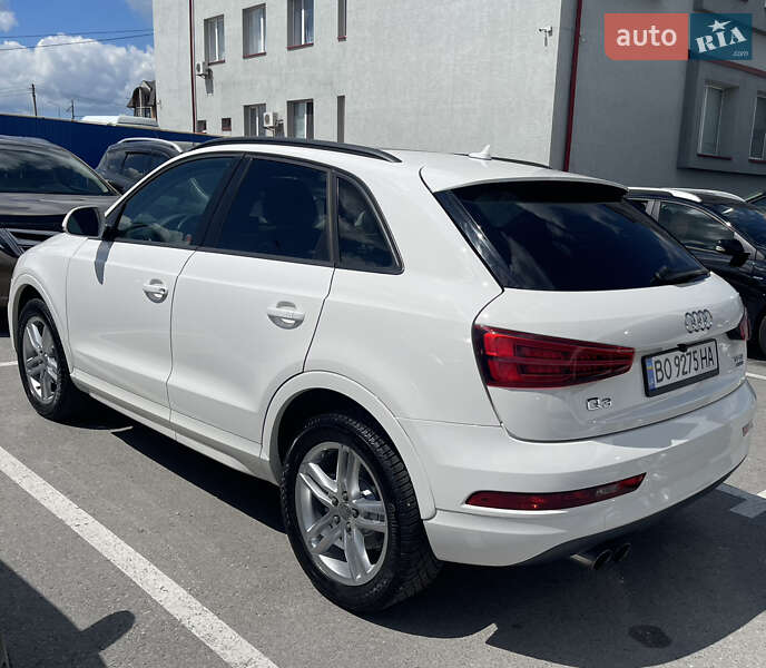 Позашляховик / Кросовер Audi Q3 2016 в Тернополі