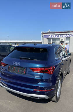 Внедорожник / Кроссовер Audi Q3 2020 в 