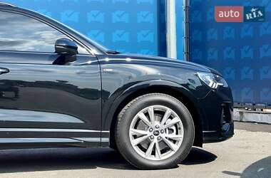 Внедорожник / Кроссовер Audi Q3 2024 в 