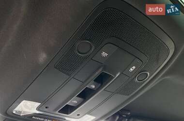 Внедорожник / Кроссовер Audi Q3 2020 в 