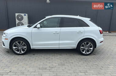 Внедорожник / Кроссовер Audi Q3 2015 в 