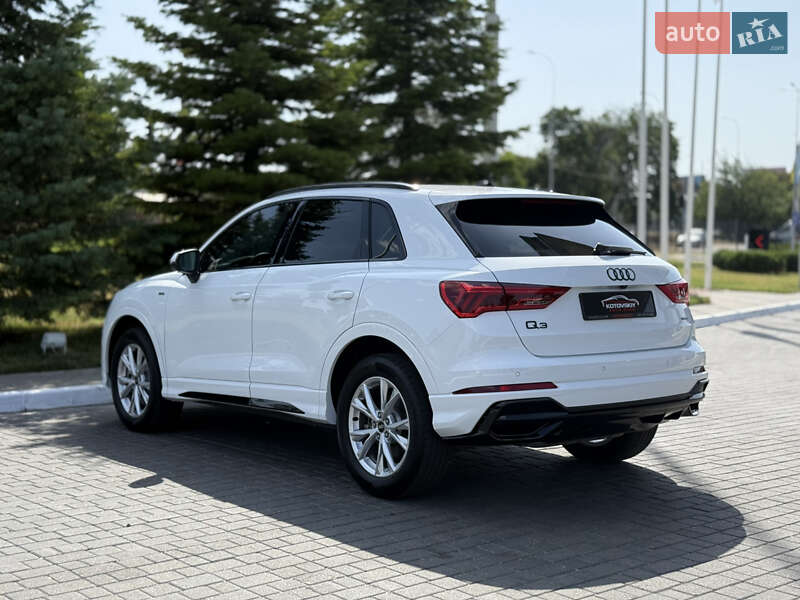 Внедорожник / Кроссовер Audi Q3 2022 в Одессе