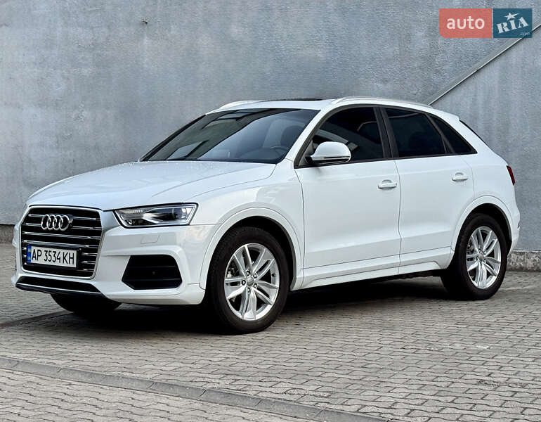 Внедорожник / Кроссовер Audi Q3 2016 в Запорожье