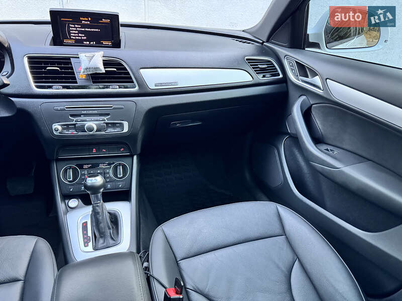 Внедорожник / Кроссовер Audi Q3 2016 в Запорожье