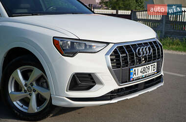 Внедорожник / Кроссовер Audi Q3 2019 в 