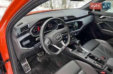 Позашляховик / Кросовер Audi Q3 2020 в 