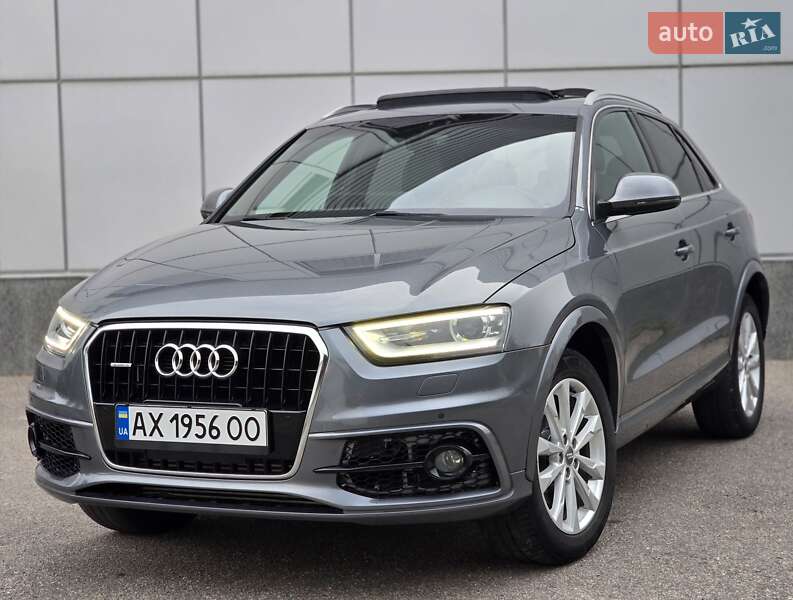 Внедорожник / Кроссовер Audi Q3 2015 в 