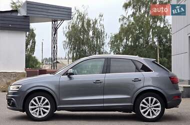 Внедорожник / Кроссовер Audi Q3 2015 в 