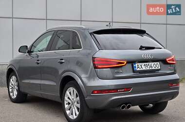Внедорожник / Кроссовер Audi Q3 2015 в 
