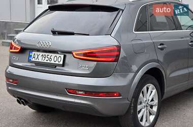 Внедорожник / Кроссовер Audi Q3 2015 в 