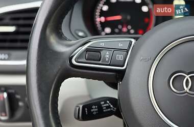Внедорожник / Кроссовер Audi Q3 2015 в 