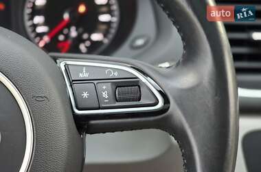 Внедорожник / Кроссовер Audi Q3 2015 в 