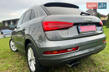 Внедорожник / Кроссовер Audi Q3 2016 в 