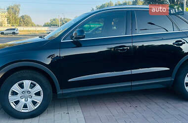 Внедорожник / Кроссовер Audi Q3 2016 в 