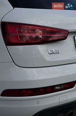 Внедорожник / Кроссовер Audi Q3 2017 в 