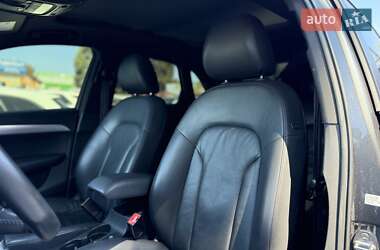 Внедорожник / Кроссовер Audi Q3 2017 в 