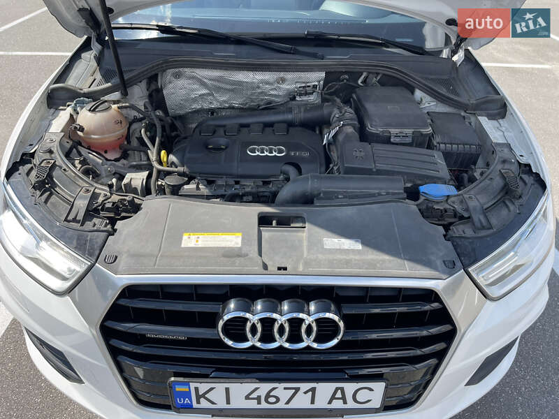 Внедорожник / Кроссовер Audi Q3 2016 в Киеве
