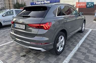 Внедорожник / Кроссовер Audi Q3 2019 в 