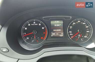 Позашляховик / Кросовер Audi Q3 2018 в  фото 20 Позашляховик / Кросовер Audi Q3 2018 в