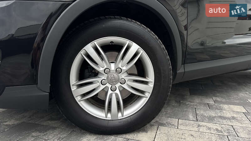 Внедорожник / Кроссовер Audi Q3 2012 в Ивано-Франковске