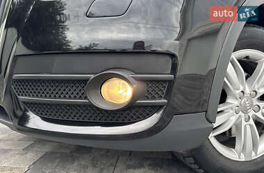 Внедорожник / Кроссовер Audi Q3 2012 в 