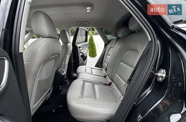 Внедорожник / Кроссовер Audi Q3 2012 в 