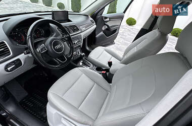 Внедорожник / Кроссовер Audi Q3 2012 в 