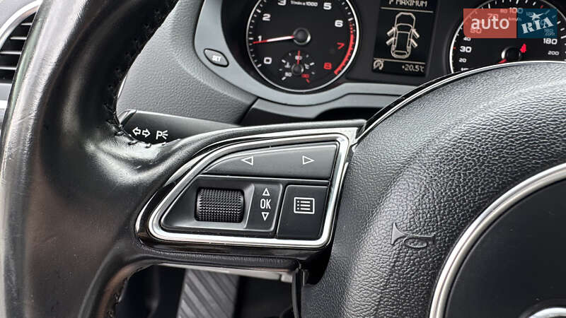 Внедорожник / Кроссовер Audi Q3 2012 в Ивано-Франковске