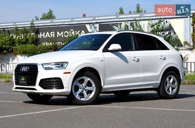 Внедорожник / Кроссовер Audi Q3 2017 в 