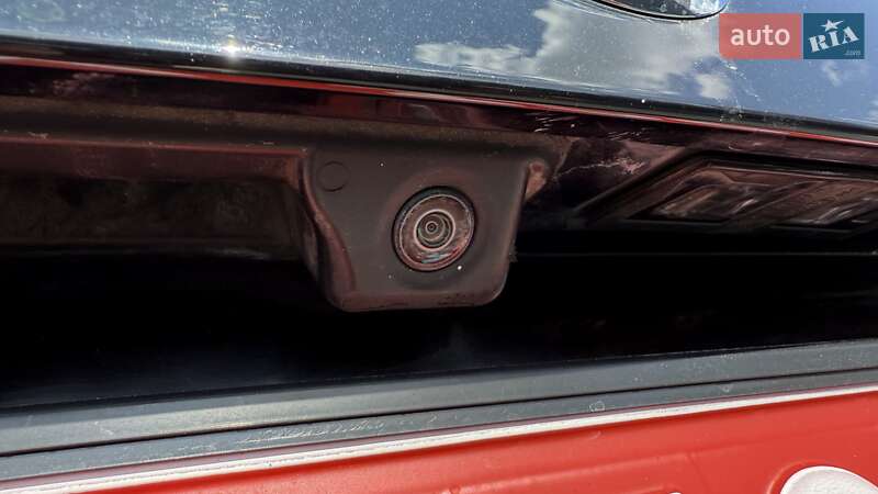 Внедорожник / Кроссовер Audi Q3 2021 в Киеве