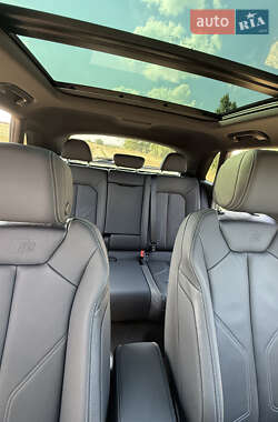 Внедорожник / Кроссовер Audi Q3 2023 в 