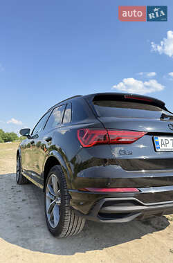 Внедорожник / Кроссовер Audi Q3 2023 в 